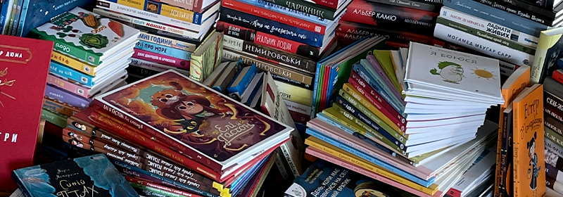 Don de livres aux bibliothèques ukrainiennes